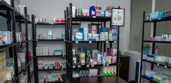 Abre SMDIF farmacia de la Unidad M&eacute;dica Integral
