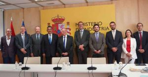 Sostiene Sergio Salomón reunión con ministro de Industria y Turismo de España