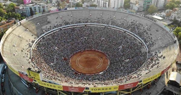 Revocan suspensión provisional a corridas de toros en Plaza México