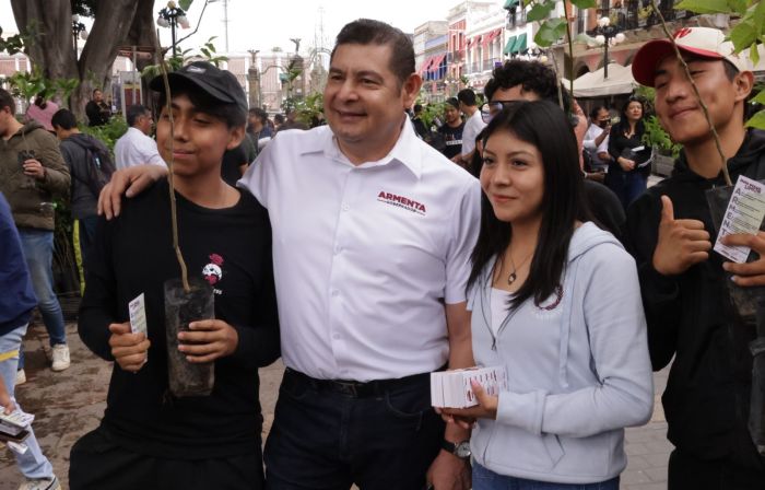 Promoverá Armenta un gobierno itinerante para el progreso de Puebla