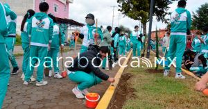 Mejoran aprendientes del COBAEP la imagen de parques