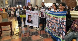 Acuden familias de desaparecidos a misa en Catedral