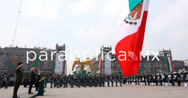 Conmemora AMLO el quinto aniversario de la Guardia Nacional