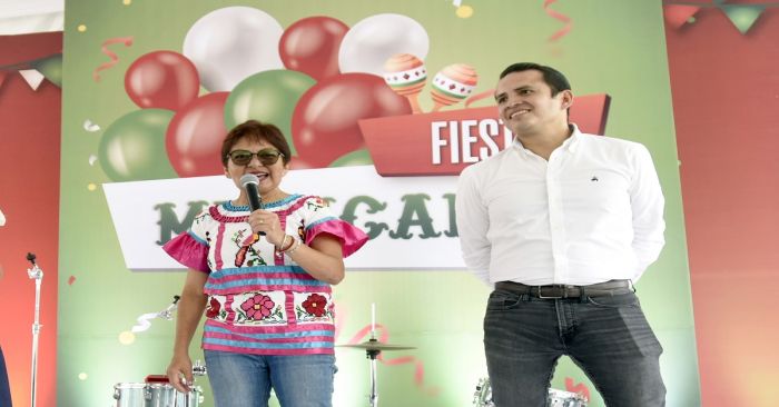 Realizan en la BUAP tradicional fiesta mexicana