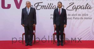 Rinde AMLO homenaje a Zapata en 105 aniversario luctuoso