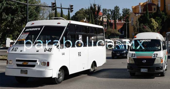 Operan con normalidad las rutas del transporte público en Puebla