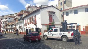 Por violencia, suspenden clases en Taxco