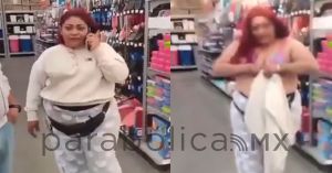 Viralizan a #LadyAurrera; se quita la ropa tras sorprenderla robando