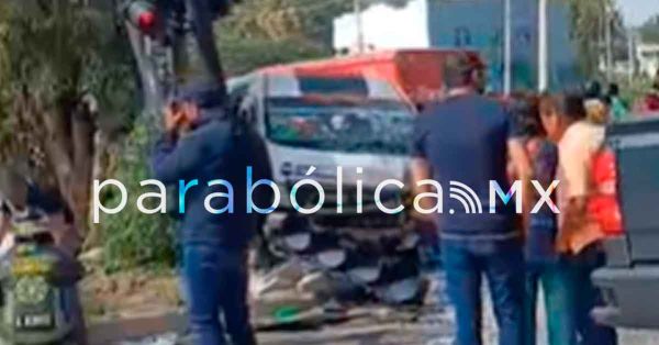 Deja 15 lesionados choque en Perif&eacute;rico y Valsequillo