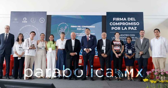 Firma Armenta el compromiso por la paz en la Ibero