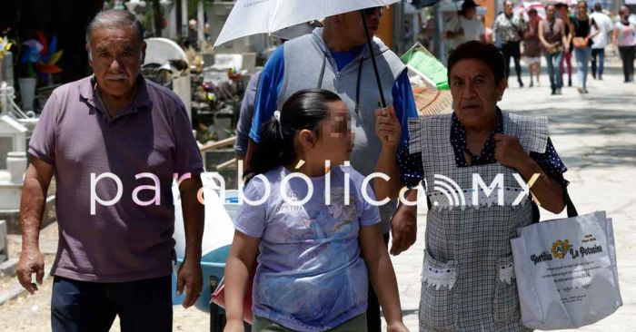 Acuden 40 mil visitantes al Panteón municipal por el Día de las Madres