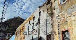 Izan bandera para recodar a víctimas de los sismos del 19 de septiembre de 1985 y 2017