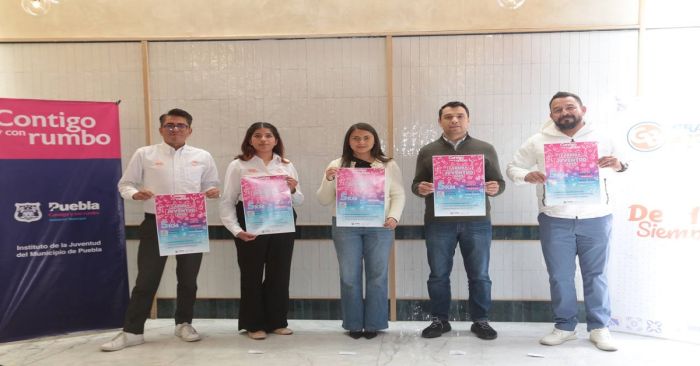 Presentan playera y medalla de la Carrera por la Juventud 2024