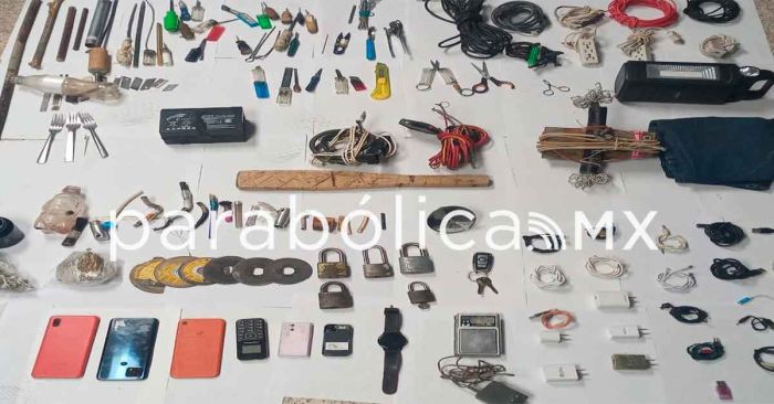 Decomisan celulares, droga y armas en el penal de San Miguel