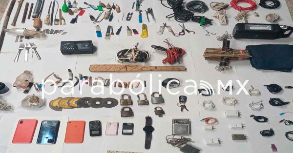 Decomisan celulares, droga y armas en el penal de San Miguel