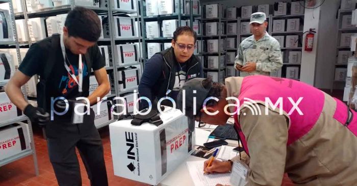 Reparte el INE 8 mil 319 paquetes electorales en Puebla