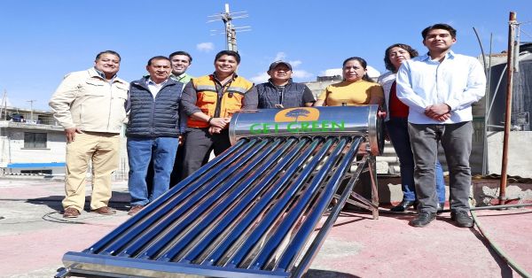 Entregan calentadores solares en Cuautlancingo