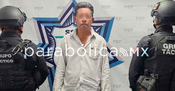 Atrapan Polic&iacute;as estatales a un sujeto armado en Amozoc