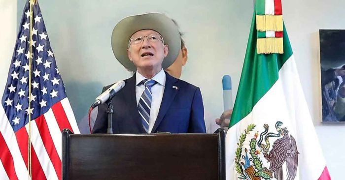 Hay coordinación con EE.UU., no subordinación: Sheinbaum a Ken Salazar