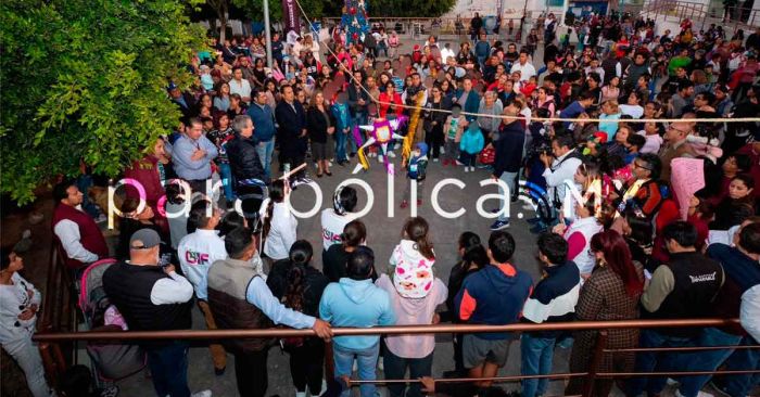 Lleva SMDIF posadas navideñas a las juntas auxiliares Romero Vargas y la Libertad