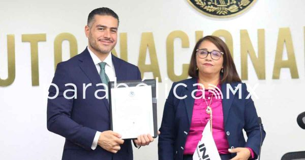 Recibe Harfuch su constancia como senador electo con más de 3 millones de votos