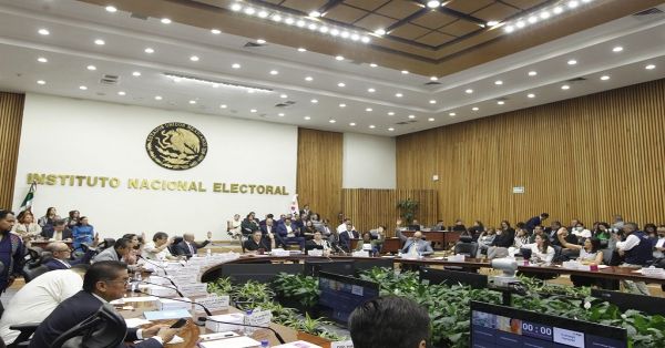 Inauguran presidentas del INE y del TEPJF Foro Informativo para Visitantes Extranjeros