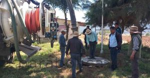 Realiza gobierno estatal desazolve en Zacapoaxtla