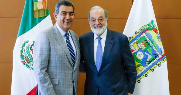 Visita Carlos Slim a Sergio Salomón en Puebla