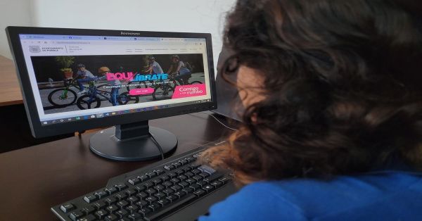 Ofrecen cursos, talleres, podcast y conferencias en la plataforma "Equil&iacute;brate"