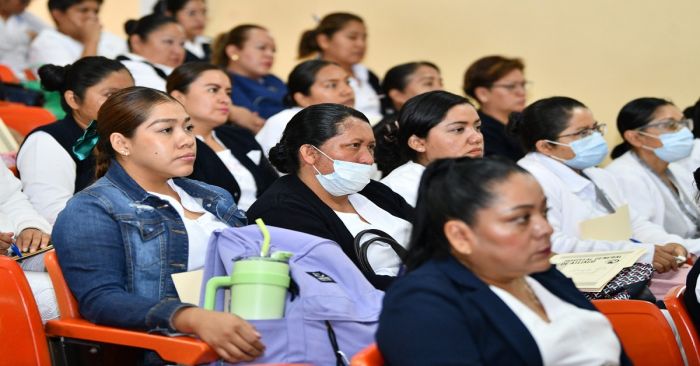 Capacita Salud a personal de enfermería para reducir infecciones  en heridas agudas