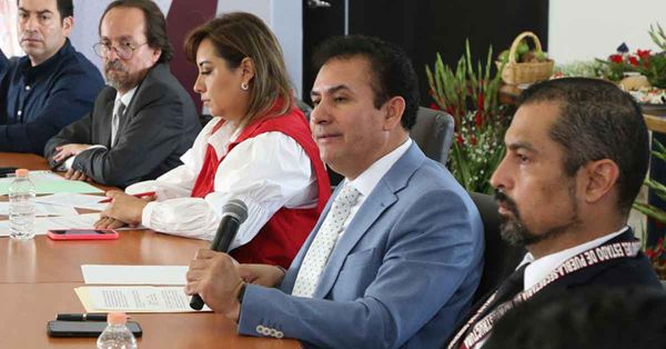 Concluyen ciclo escolar más de millón y medio de alumnos poblanos