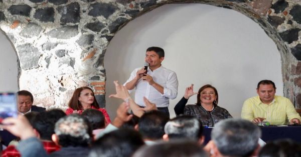 Se reúnen Xóchitl Gálvez y Lalo Rivera con estructuras partidistas
