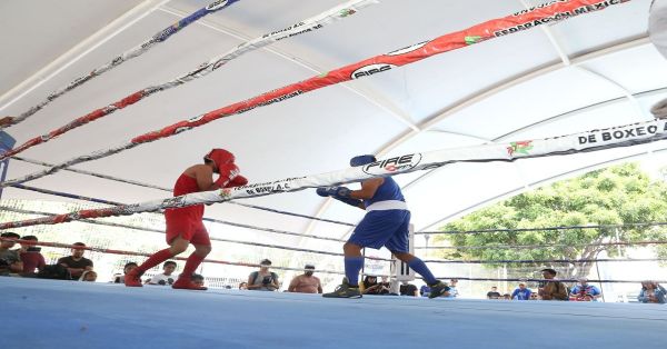 Inicia Torneo de los Barrios de Boxeo 2024 en el Jardín de Analco