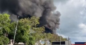 Arde bodega en Ocoyucan