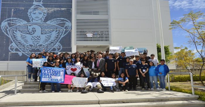 Celebran crecimiento de la Preparatoria Simón Bolívar en Atlixco