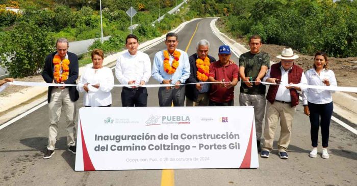 Inaugura Sergio Salomón camino Coltzingo-Portes Gi en Ocoyucan