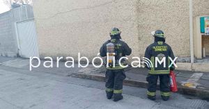 Atienden Bomberos fuga de gas en Parque industrial Puebla 2000