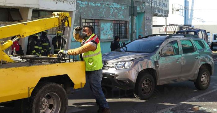 Regula gobierno servicio de grúas