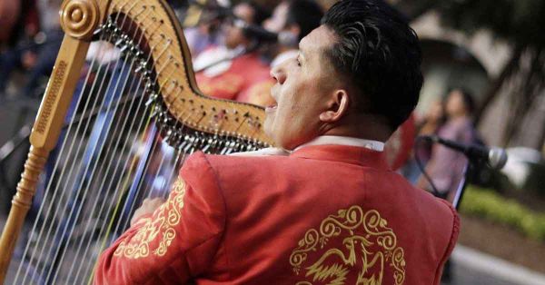 Deleitaron a poblanos los jueves de mariachi con 101 presentaciones