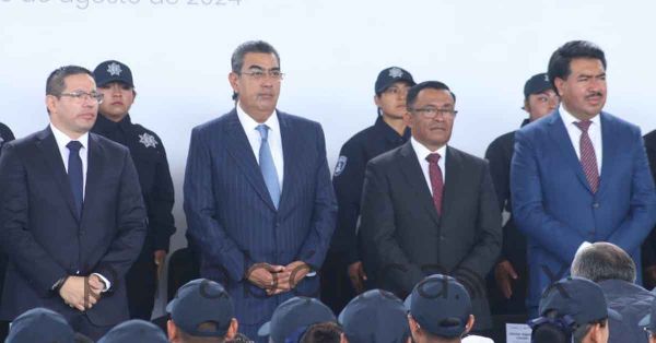 Convoca Sergio Salom&oacute;n a resolver cierres del CH por ambulantaje