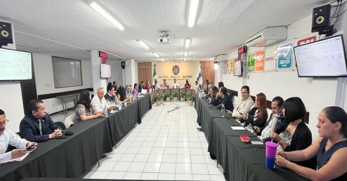 Enseñan a los consejeros del INE en Puebla buenas prácticas para las elecciones