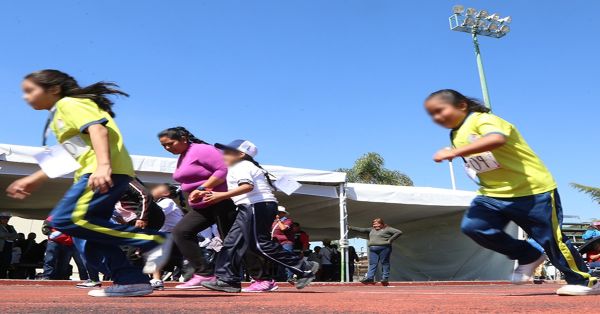 Participan más de mil 500 alumnos en Tercer Festival Atlético de Educación Especial