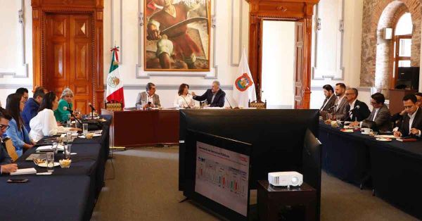 Realizan quinta reuni&oacute;n de transici&oacute;n en Puebla capital