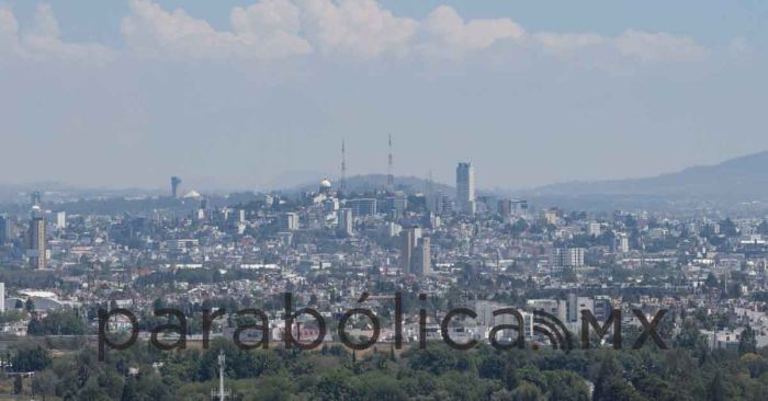 Sigue siendo &quot;regular&quot; la calidad del aire en Puebla