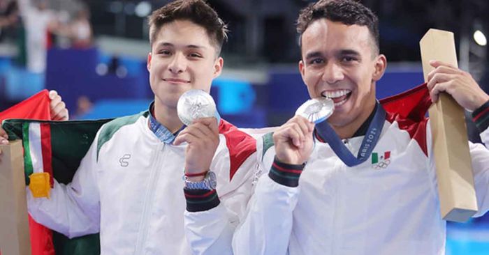 Obtienen Osmar Olvera y Juan Celaya plata en clavados para México en París 2024