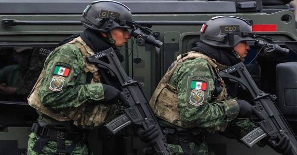 Capturan a 12 sujetos con armas y marihuana en Chiapas