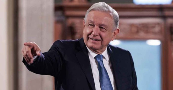 Pone AMLO “pausa” a relación con embajadas de EE.UU. y Canadá