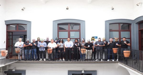 Aprueban con &eacute;xito examen de conocimientos de Lucha Libre