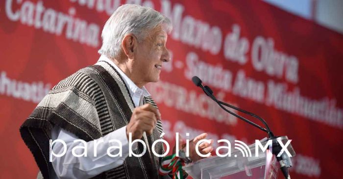 Inaugura AMLO caminos artesanales en Oaxaca