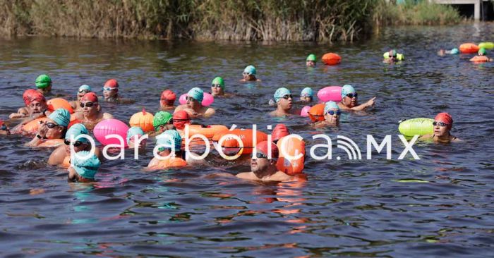 Se vive el Primer Maratón de Aguas Abiertas en Epatlán 2024